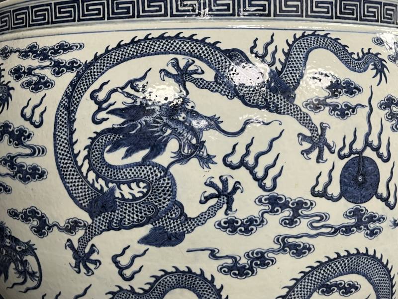清道光 青花九龙闹海图大缸 - 图12