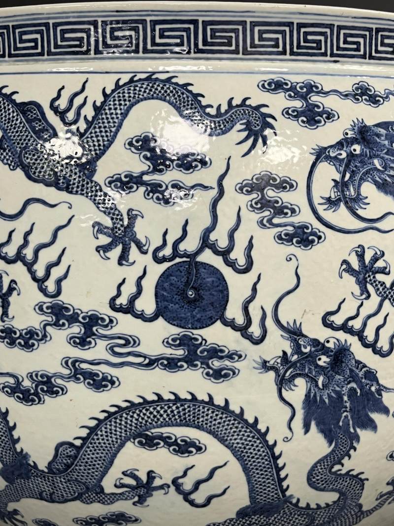 清道光 青花九龙闹海图大缸 - 图11