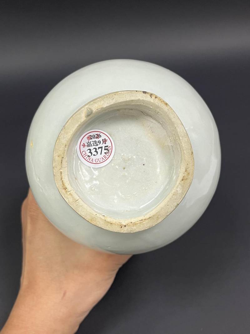 元 釉里红缠枝莲纹玉壶春瓶 - 图14