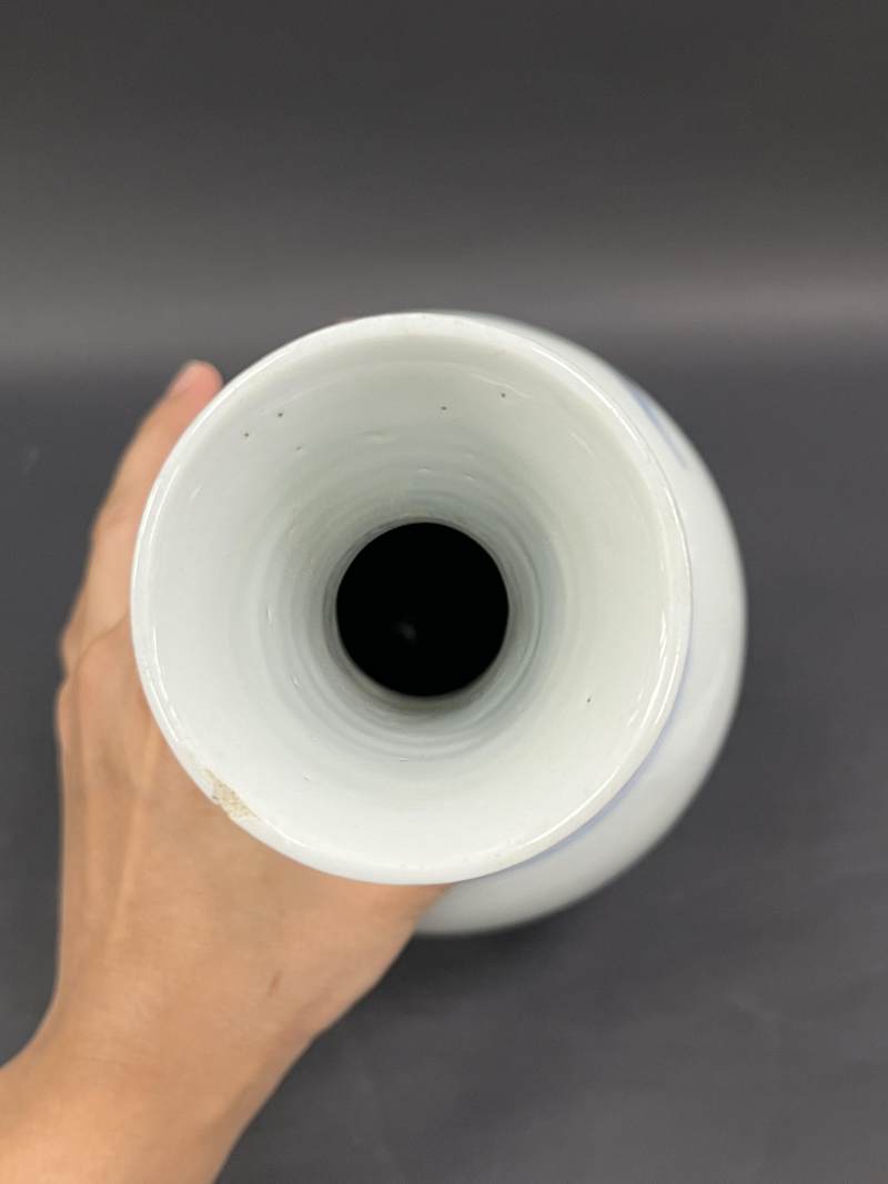 明末清初 青花瑞兽纹瓶 - 图6