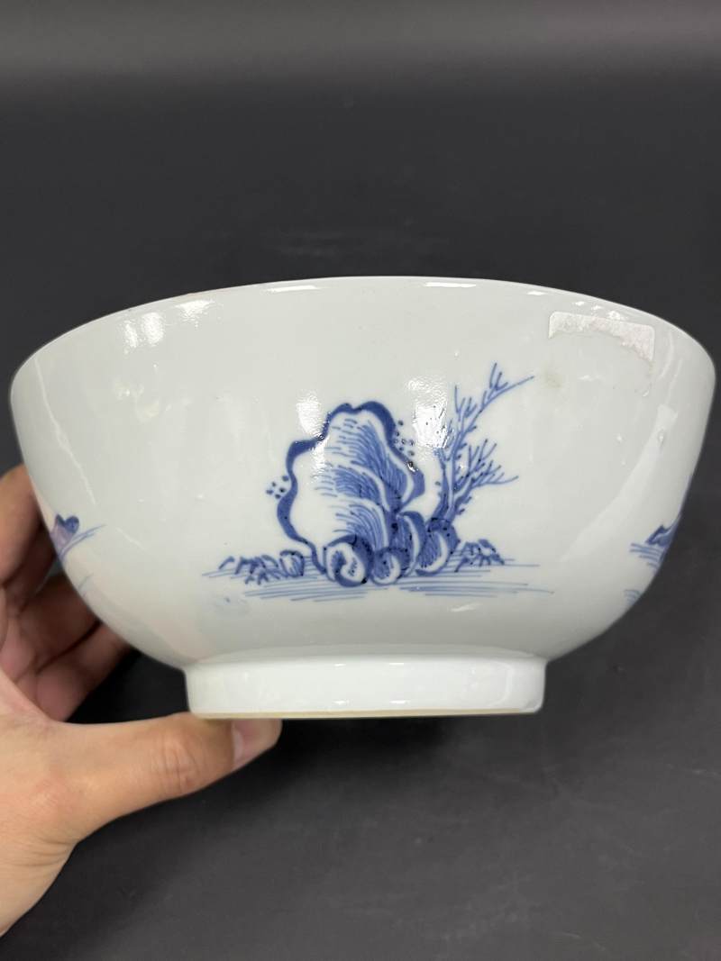 清雍正 青花山水人物纹大碗一对 - 图5