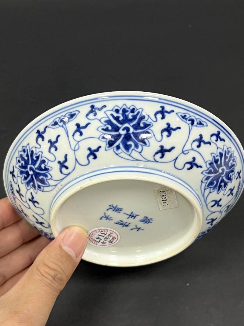 清光绪 青花缠枝莲纹盘 - 图6