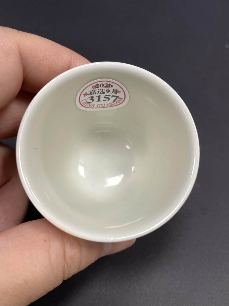 清同治 斗彩洞石水仙纹杯 - 图6