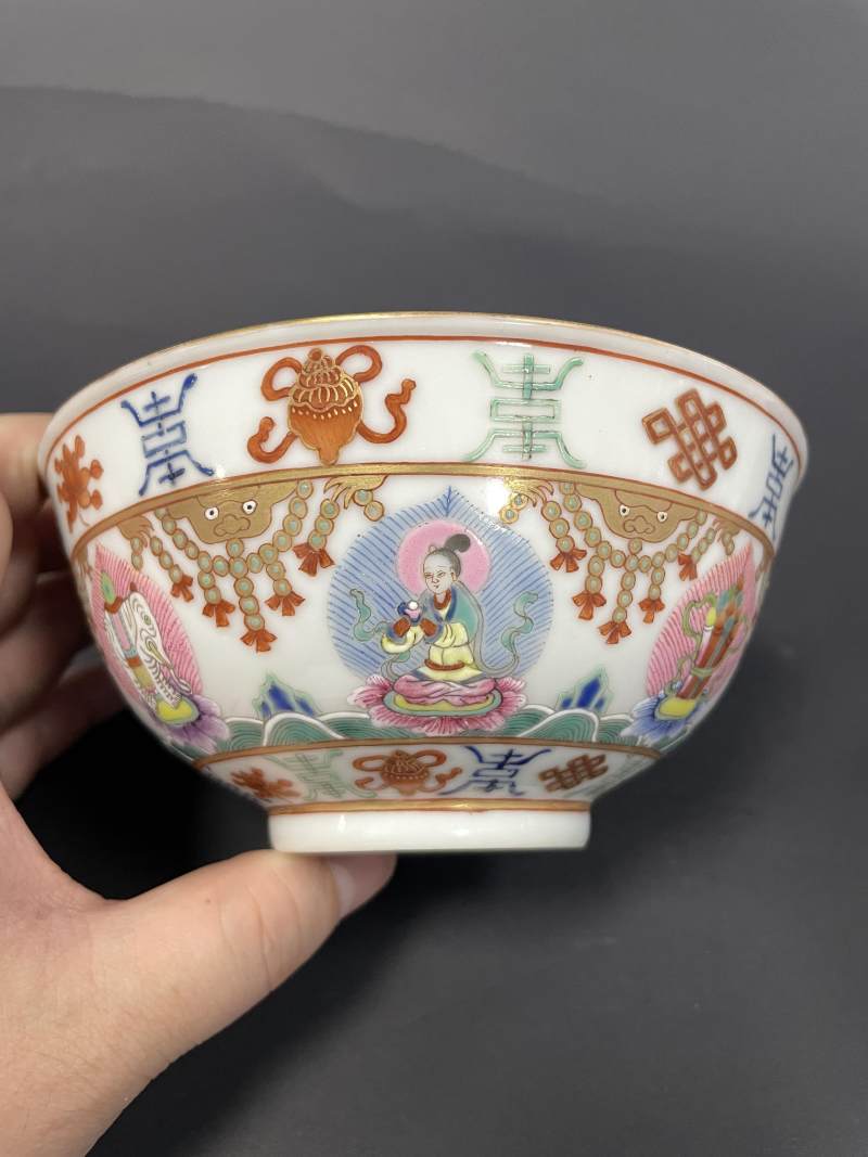 清中期 粉彩七珍图碗一对 - 图18