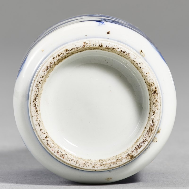 清 青花龙纹鼻烟壶 - 图5