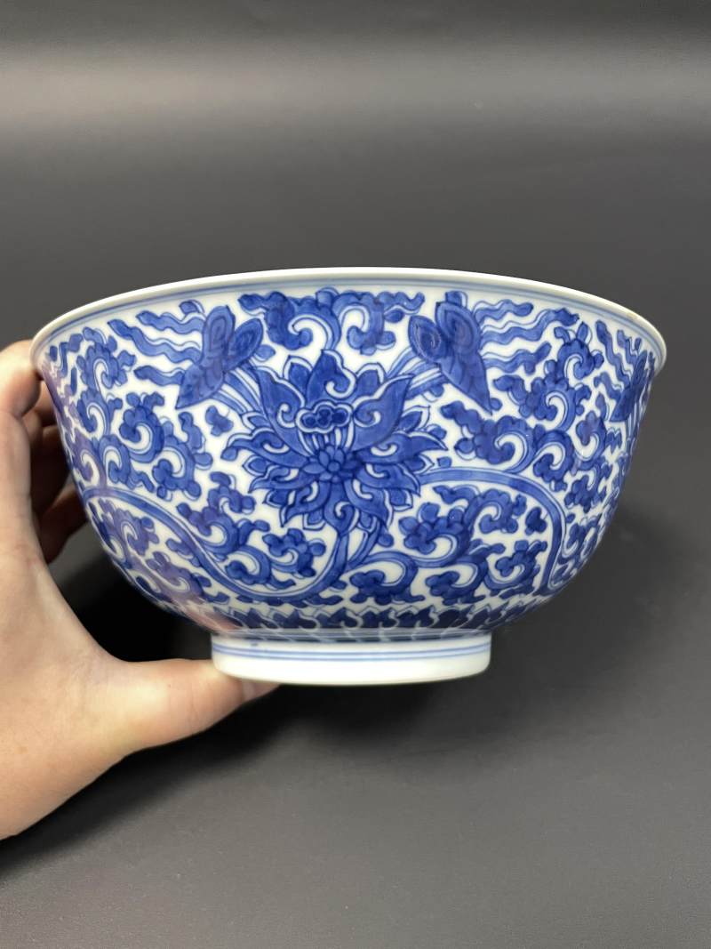 清康熙 青花缠枝莲纹大碗 - 图3