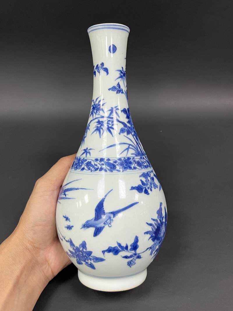 明崇祯 青花佛手花鸟纹瓶 - 图3