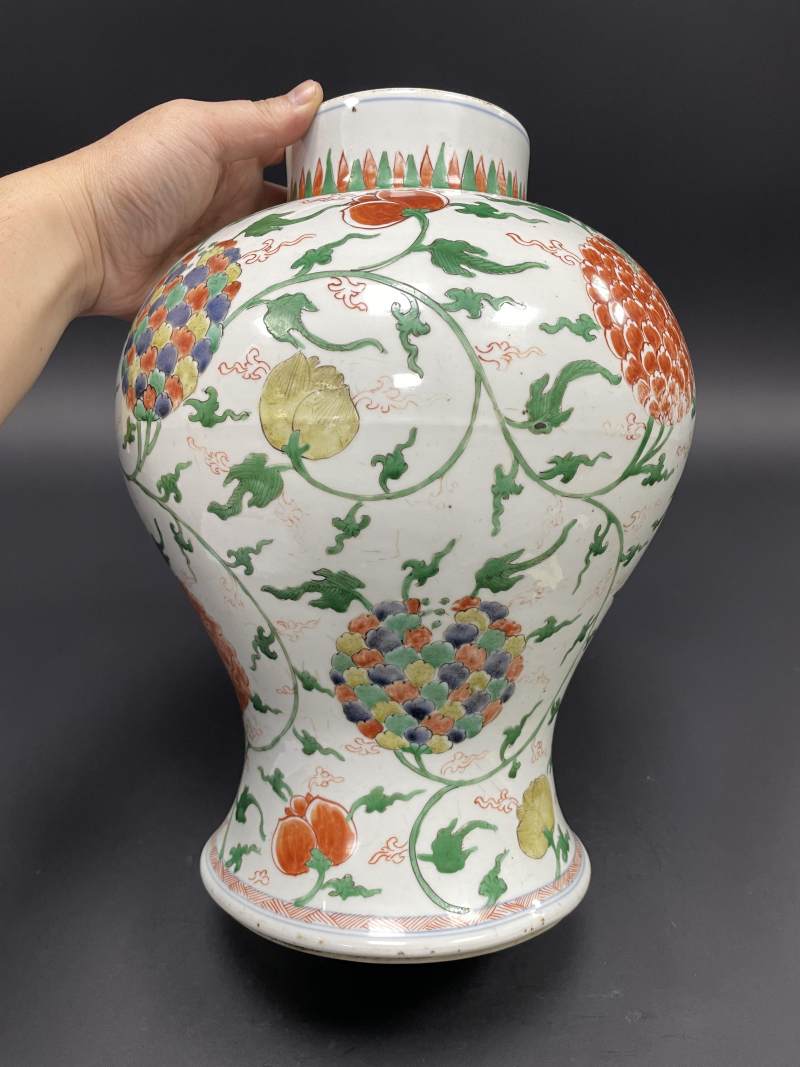 清康熙 五彩缠枝花卉纹将军罐 - 图6