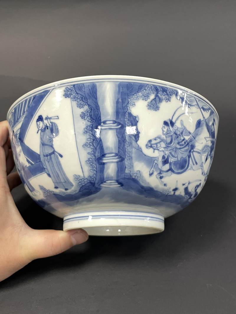 清康熙 青花西厢记人物故事图大碗 - 图3