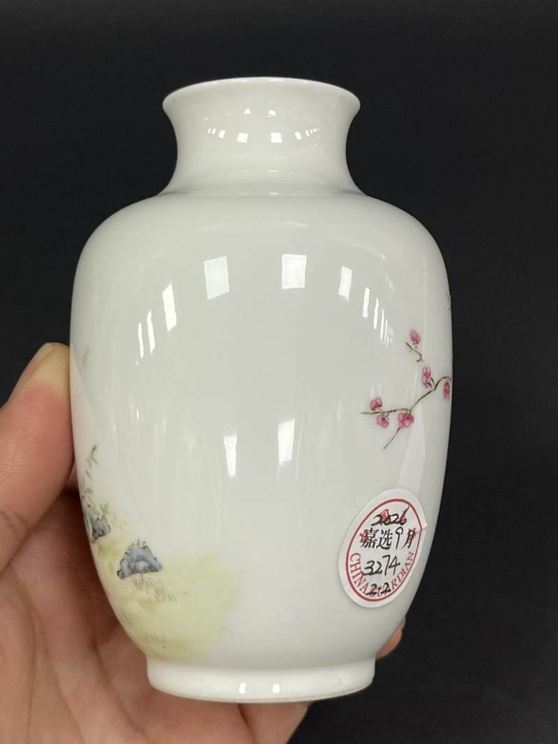 民国 粉彩仙鹤纹小灯笼瓶一对 - 图15