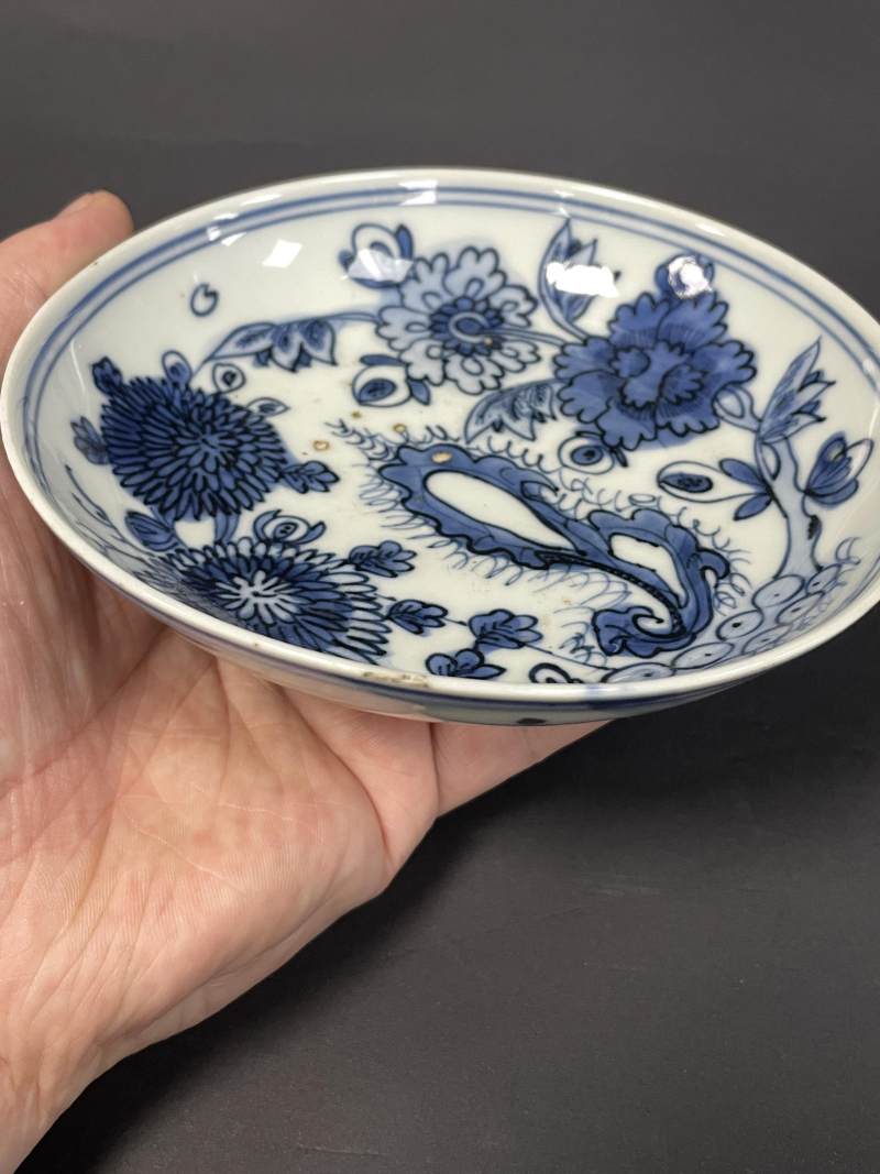 明末清初 青花花卉纹盘一对 - 图20