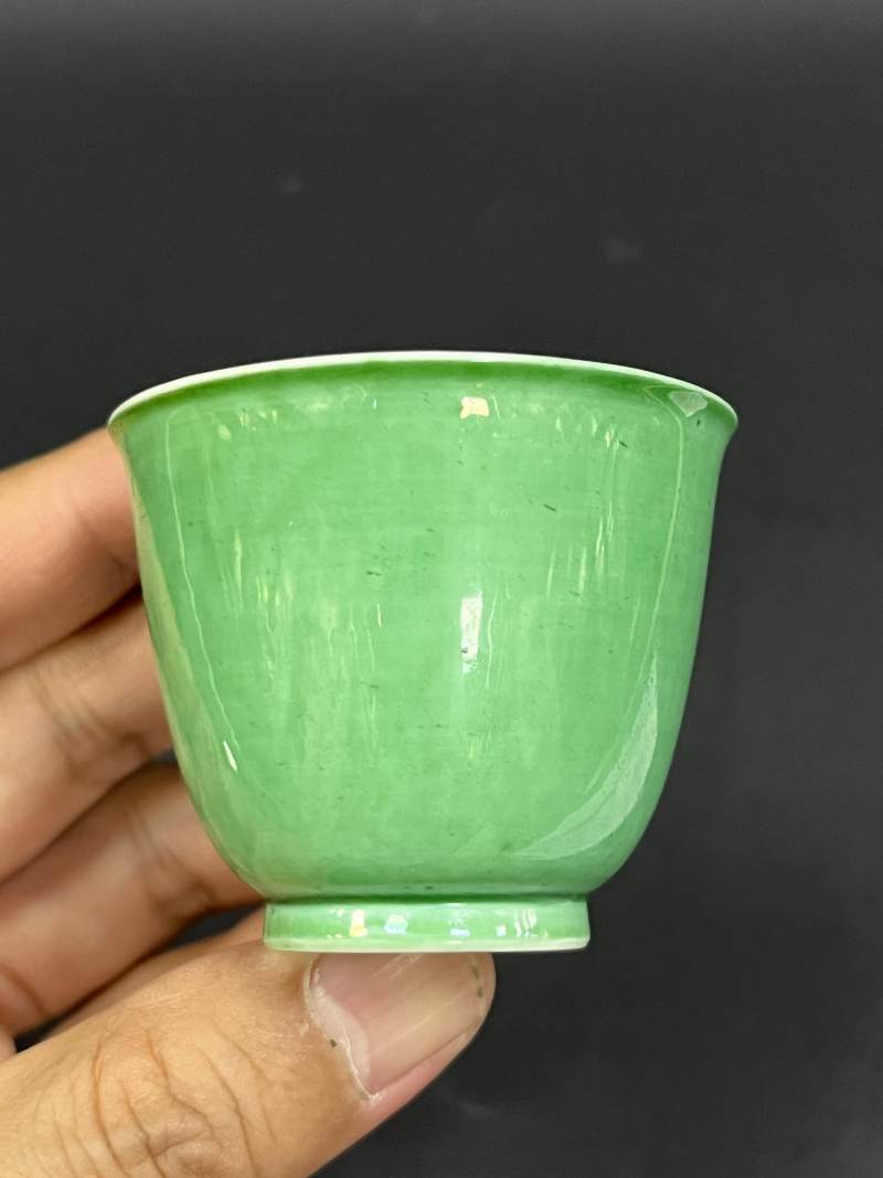 清雍正 内紫金釉外瓜皮绿釉杯 - 图4