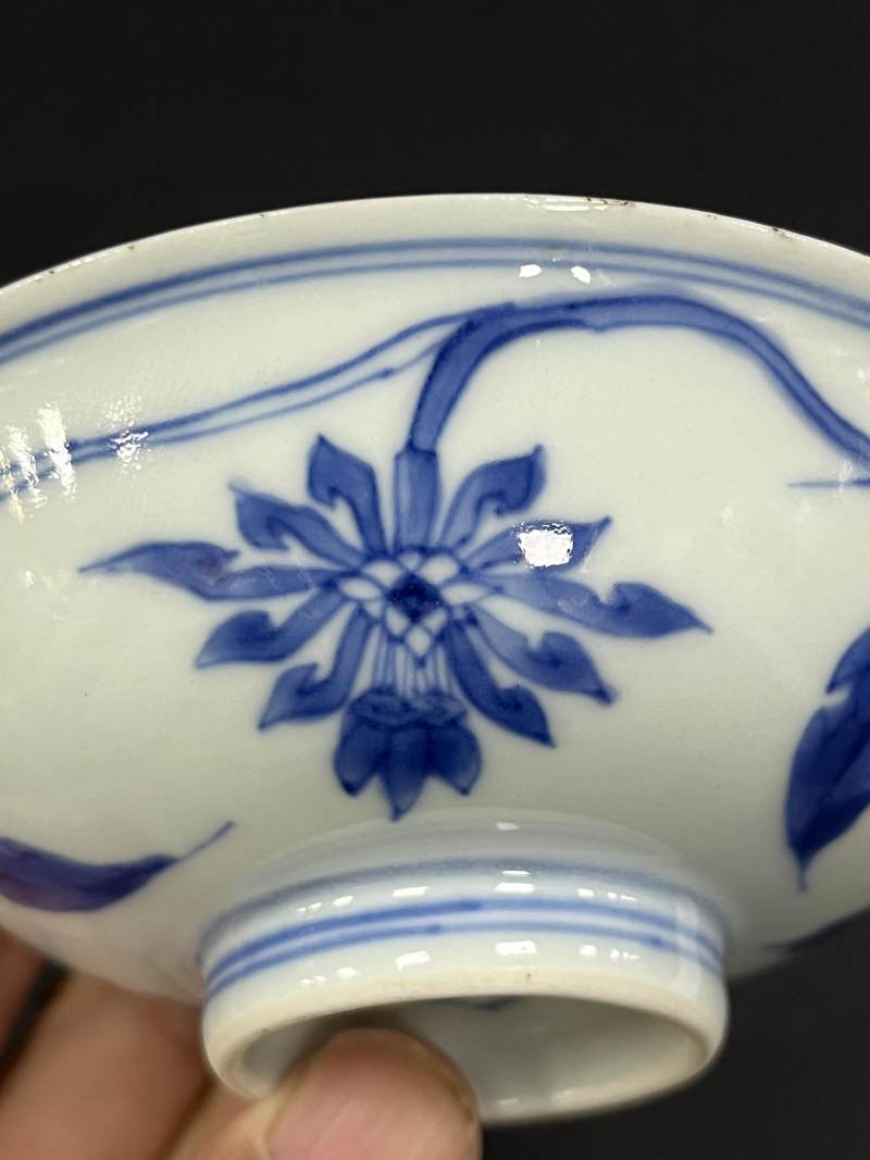 清雍正 青花缠枝莲纹小碗 - 图8