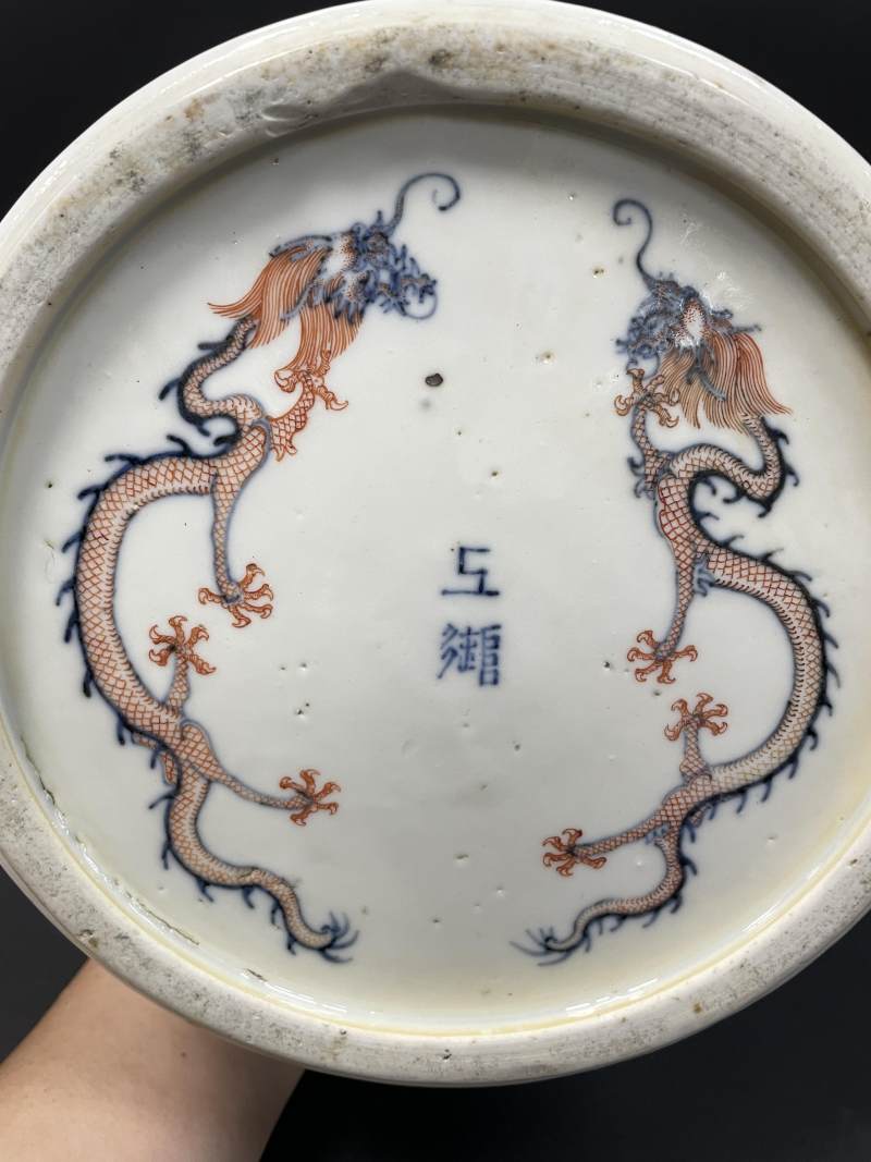 清晚期 青花五彩御临金山寺人物故事诗文尊 - 图9