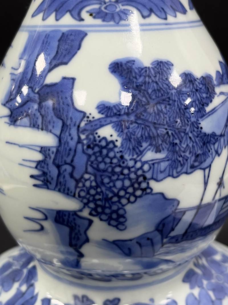 明崇祯 青花对酒当歌、高士饮享图葫芦瓶 - 图11