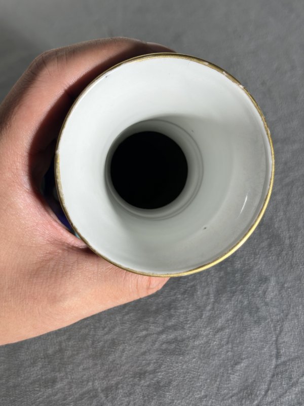 清光绪 蓝地粉彩喜鹊登梅象耳尊 - 图10