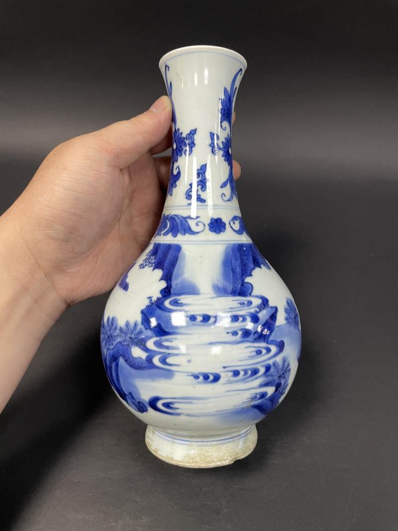 明崇祯 青花高士图瓶 - 图6