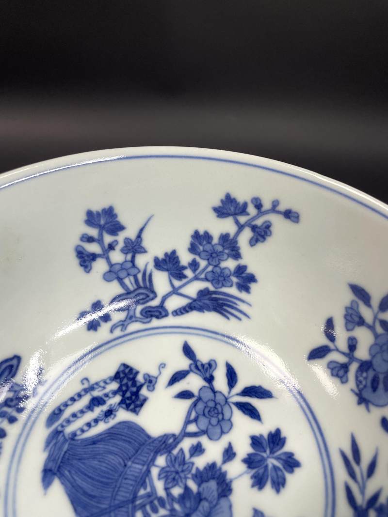 清道光 内青花外胭脂红轧道洋彩花卉开光艾叶灵符图碗 - 图11