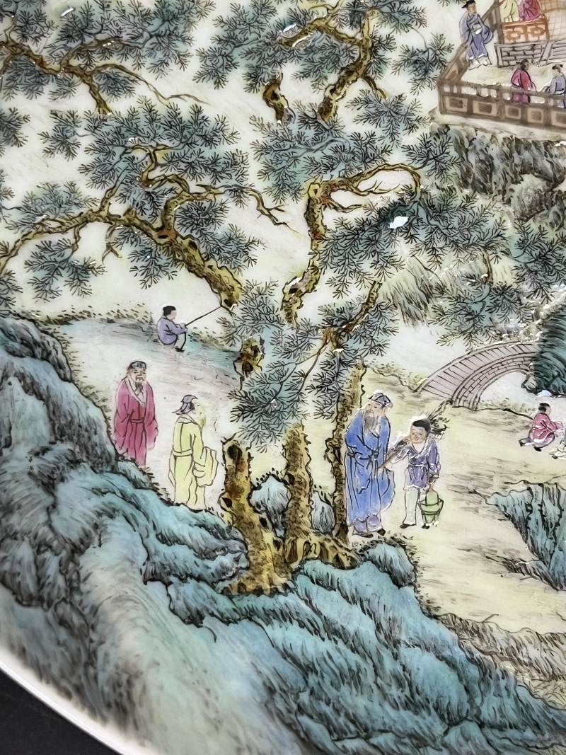 民国 仿珐琅彩内山水人物纹外竹纹大盘 - 图10