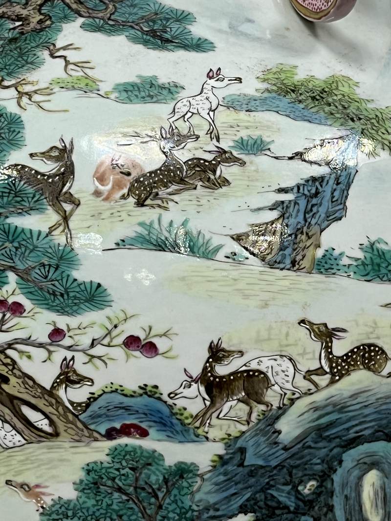民国 粉彩百鹿图夔凤耳大地瓶 - 图10
