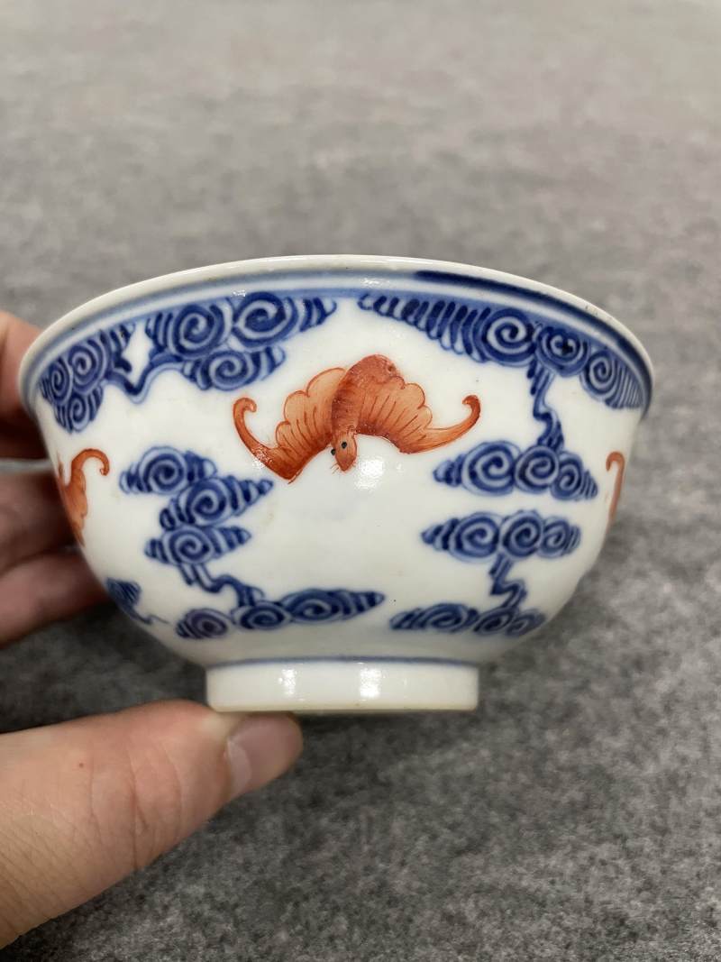 清光绪 青花矾红洪福齐天图杯、碗、盖碗、盘、匙八十三只 - 图123