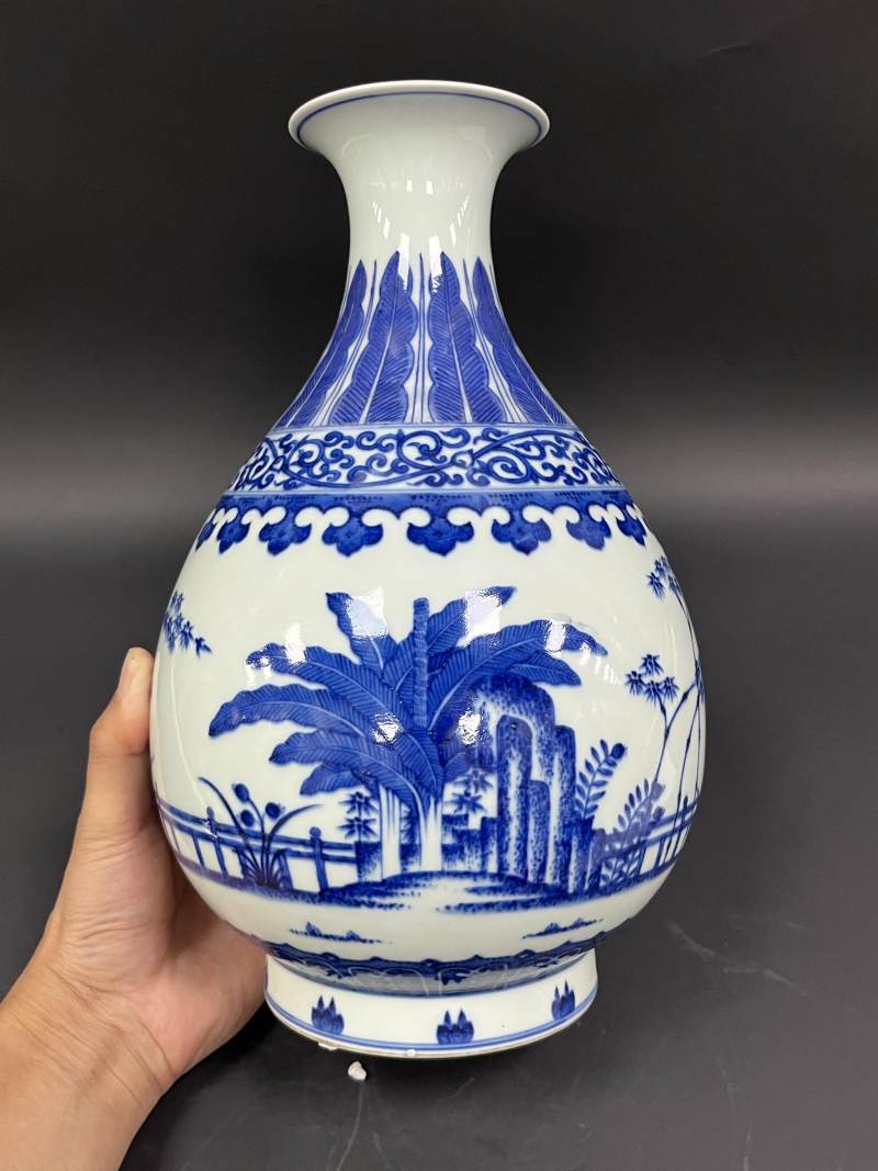 清同治 青花竹石芭蕉图玉壶春瓶 - 图4