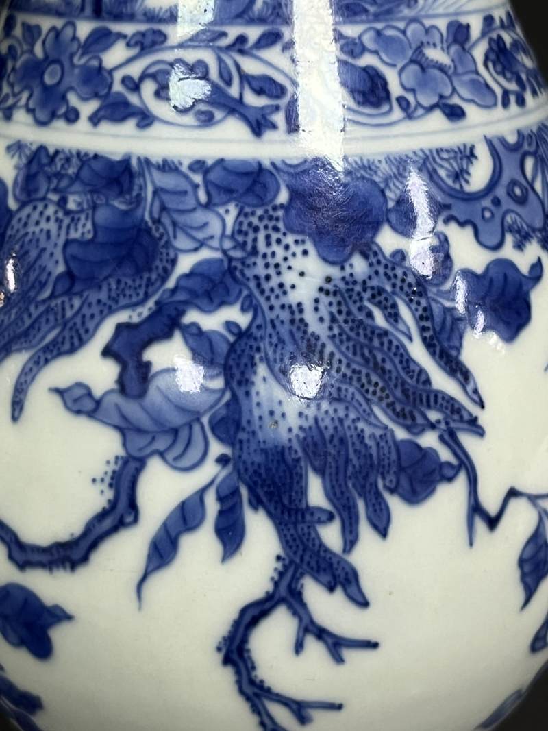 明崇祯 青花佛手花鸟纹瓶 - 图12
