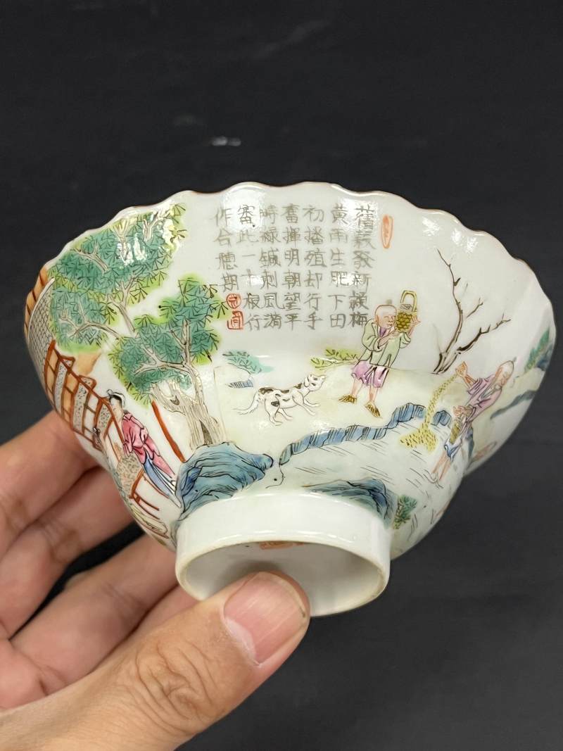 清道光 粉彩耕织诗文花口折腰碗 - 图4