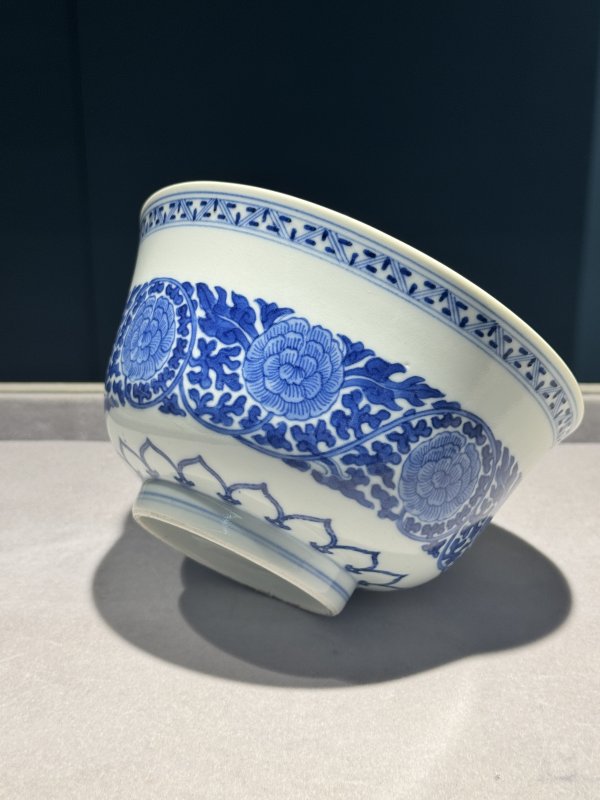 清道光 青花缠枝牡丹纹宫碗一对 - 图77