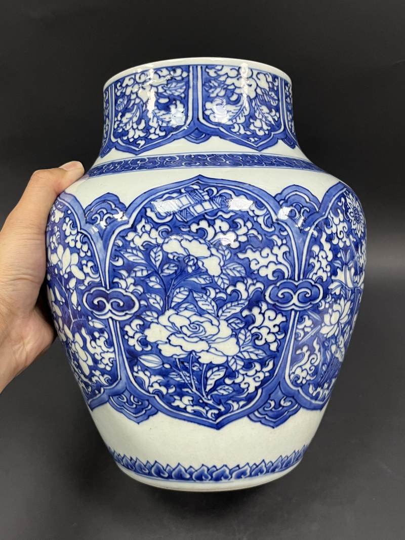 清康熙 青花缠枝莲杂宝纹罐 - 图7