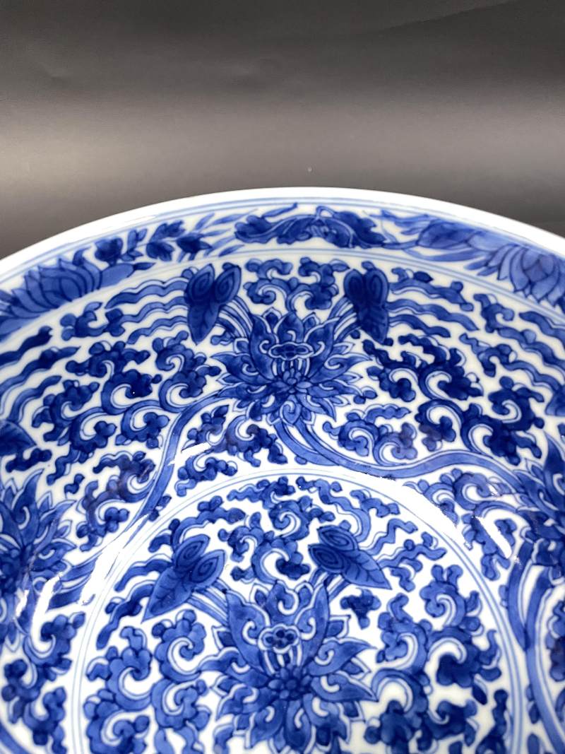 清康熙 青花缠枝莲纹大碗 - 图9