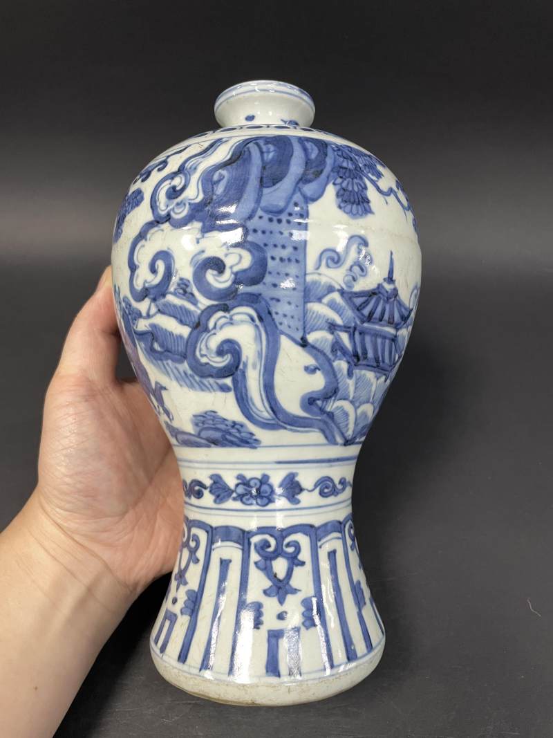 明晚期 青花神仙人物纹梅瓶 - 图5