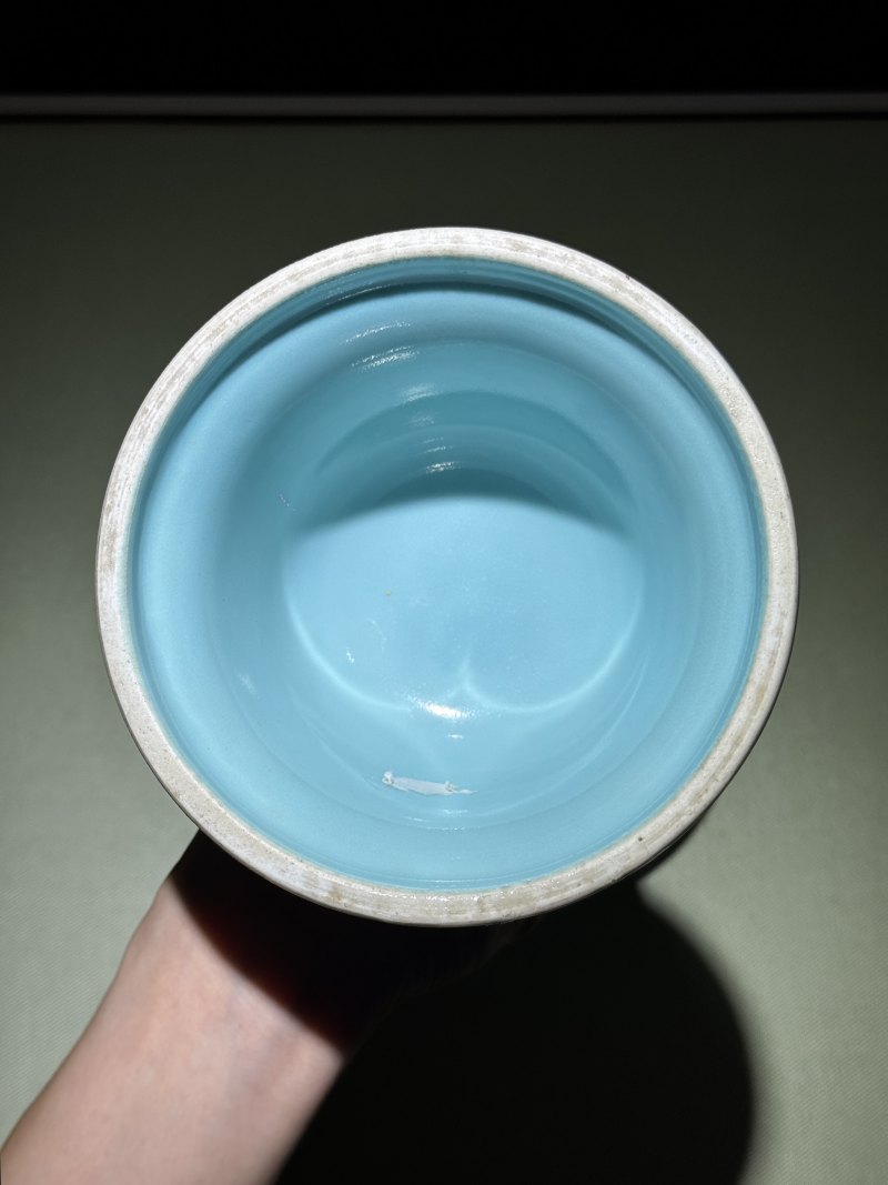 清乾隆 胭脂红彩描金云龙纹花觚 - 图18