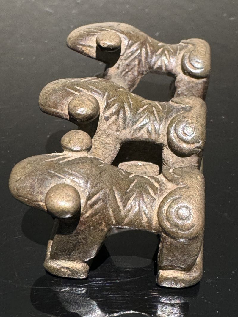 明 三蛙形穿绳器 - 图7