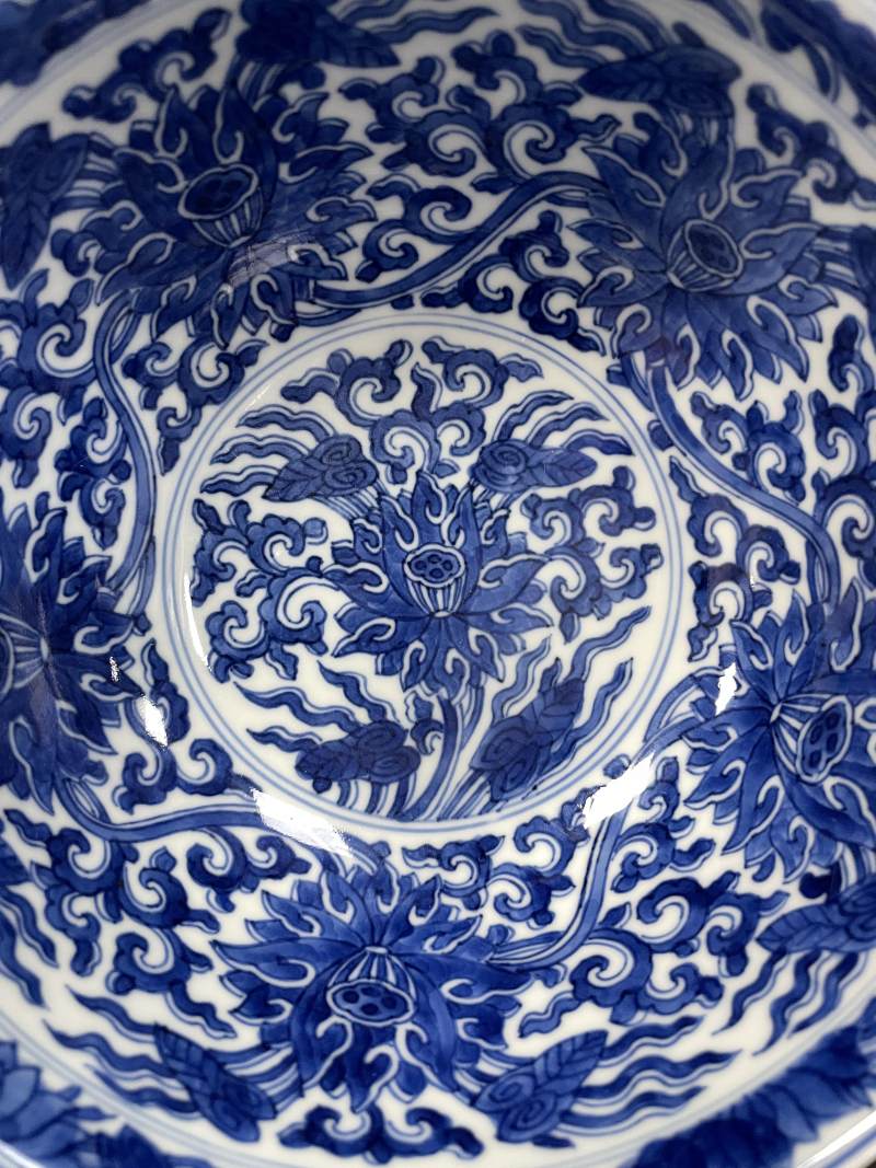 清康熙 青花缠枝莲纹大碗 - 图8