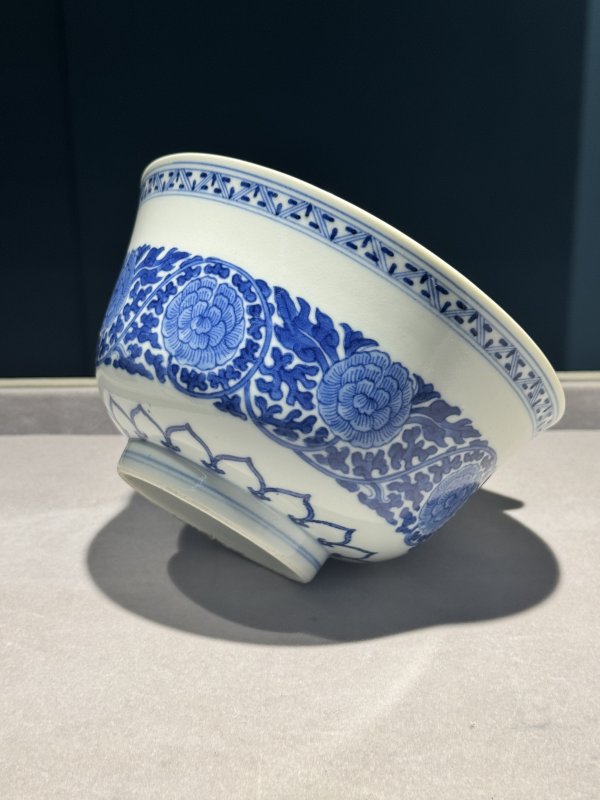 清道光 青花缠枝牡丹纹宫碗一对 - 图78