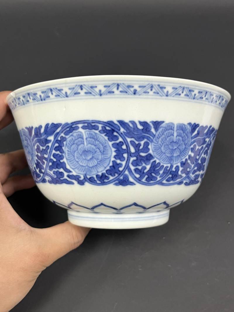 清道光 青花缠枝花卉纹碗 - 图4