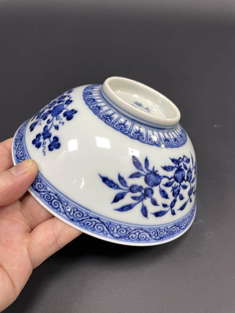 清光绪 青花三多纹碗 - 图9