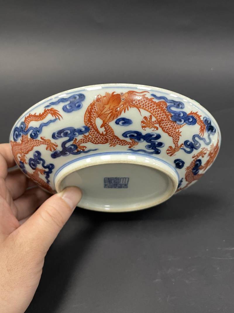 清嘉庆 青花矾红九龙图大印盒 - 图12