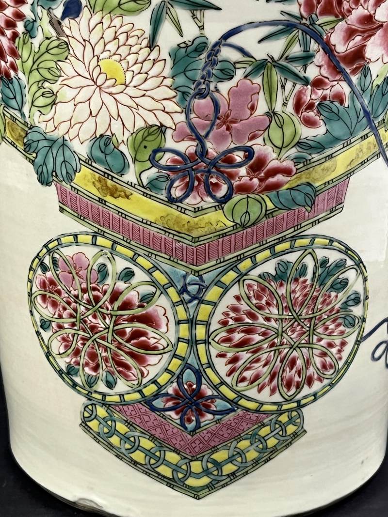 清雍正 粉彩篮花图棒槌瓶 - 图13