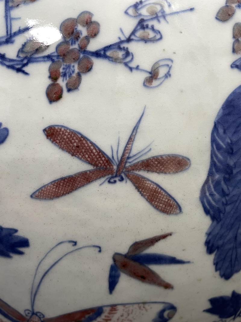 清乾隆 青花釉里红蝶恋花图天球瓶 - 图12