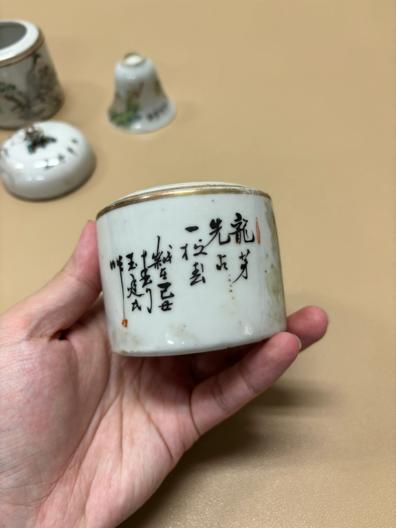 民国 浅绛彩瓷器一组五件 - 图19