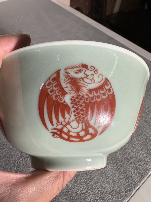 清光绪 豆青矾红团凤纹碗 - 图7