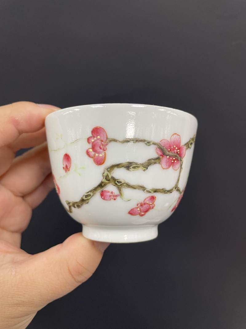 清中期 粉彩梅花诗文杯 - 图2