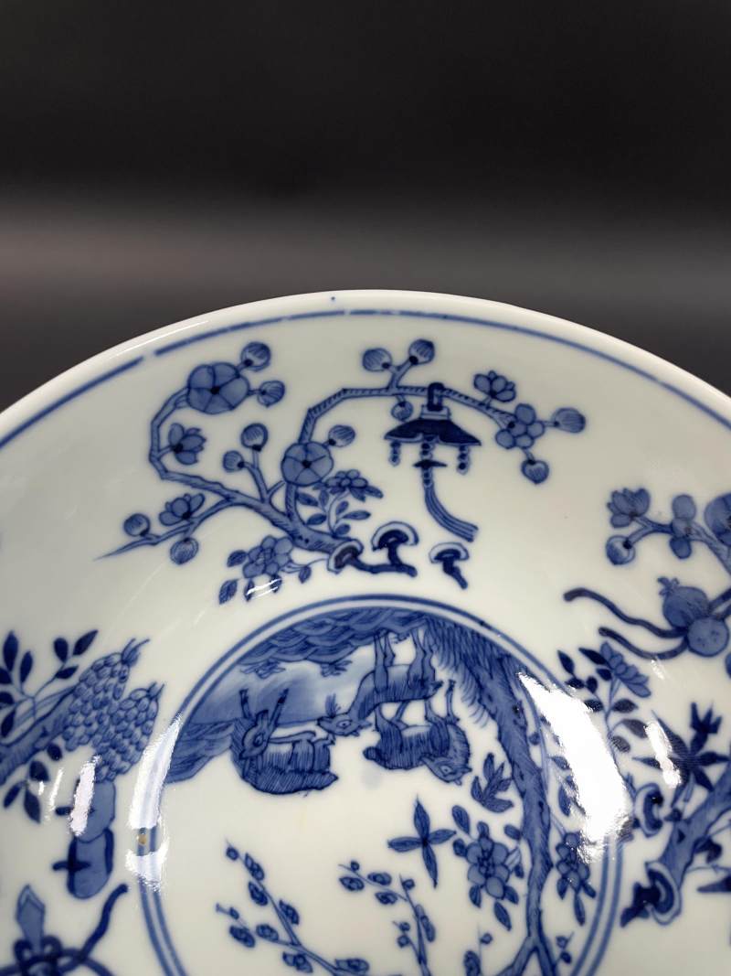 清光绪 内青花外黄地轧道粉彩吉庆升平开光三羊开泰图碗 - 图12