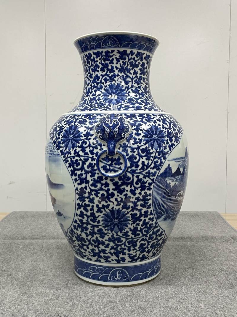 清晚期 青花缠枝莲开光山水人物纹铺首尊 - 图3
