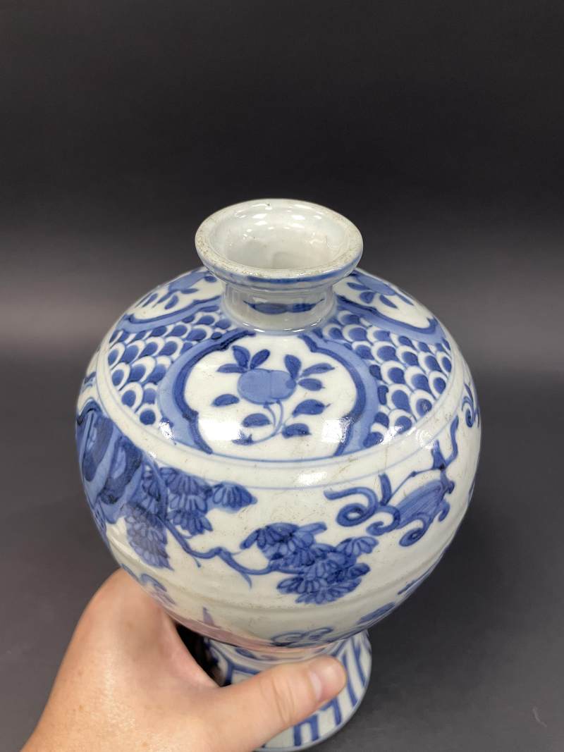 明晚期 青花神仙人物纹梅瓶 - 图8