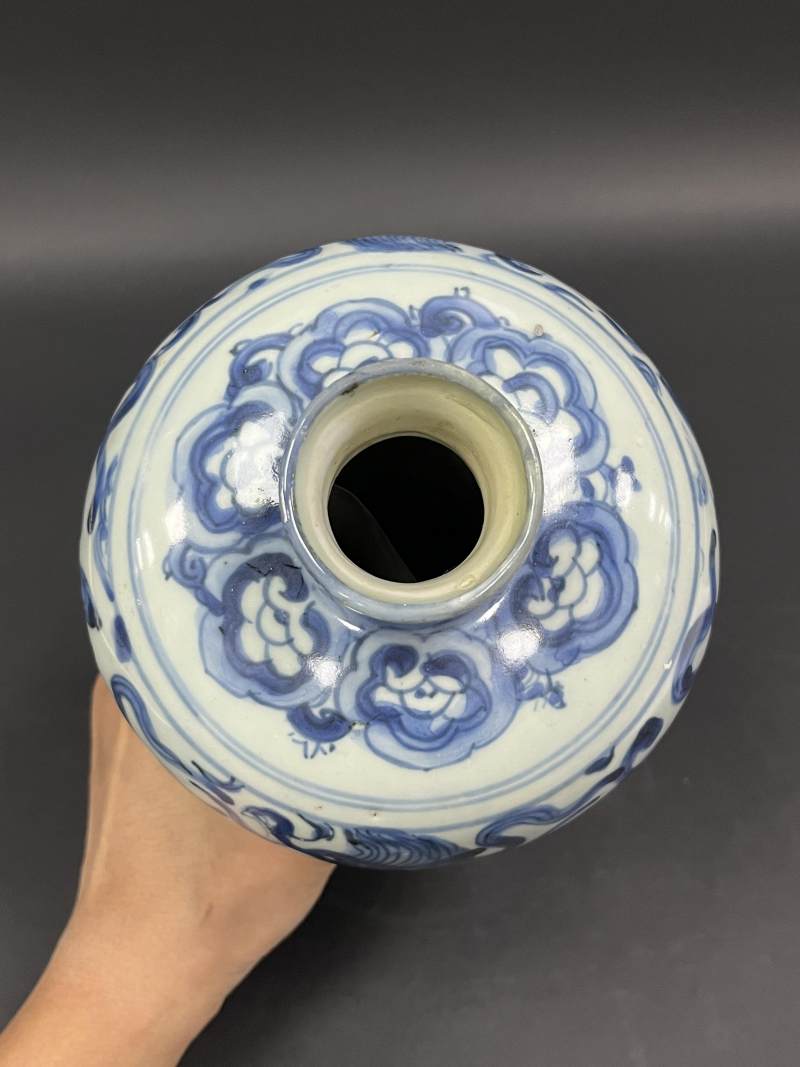 明晚期 青花应龙纹带盖梅瓶 - 图7