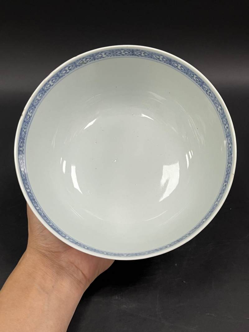 清雍正 青花山水人物纹大碗一对 - 图13