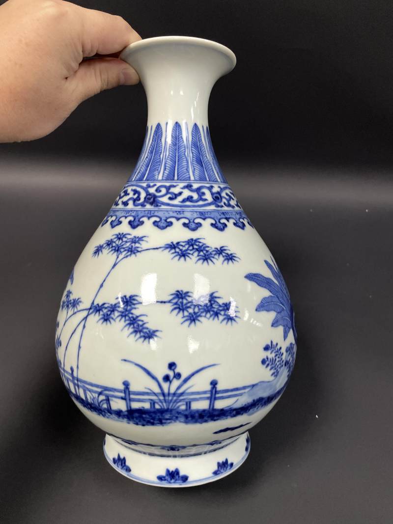 清咸丰 青花竹石芭蕉图玉壶春瓶 - 图5